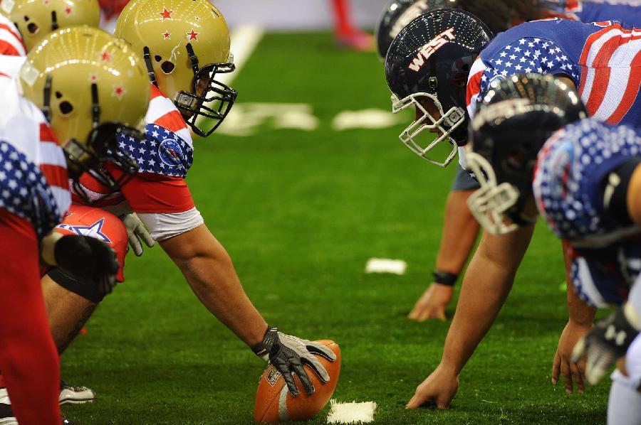 美记：鹈鹕球员和管理层认为威利·格林执教时，不严格约束锡安